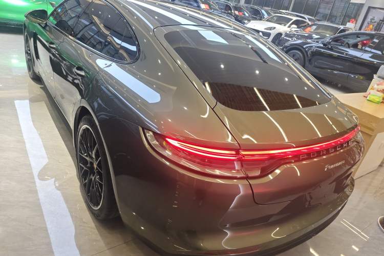 Used Porsche Panamera 2023 Panamera 2.9T Rear