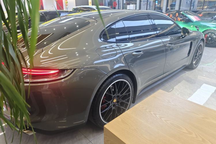 Used Porsche Panamera 2023 Panamera 2.9T Rear Right 45 Deg