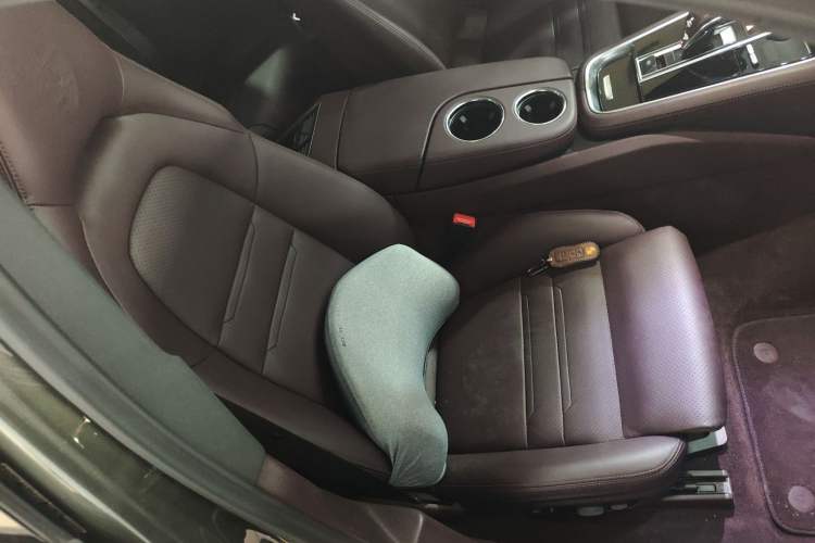 Used Porsche Panamera 2023 Panamera 2.9T Right Front Seat