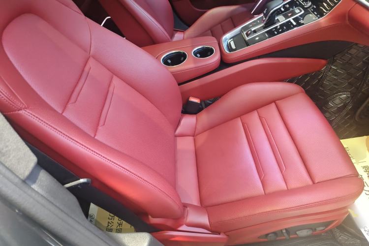 Used Porsche Panamera 2023 Panamera 2.9T Right Front Seat