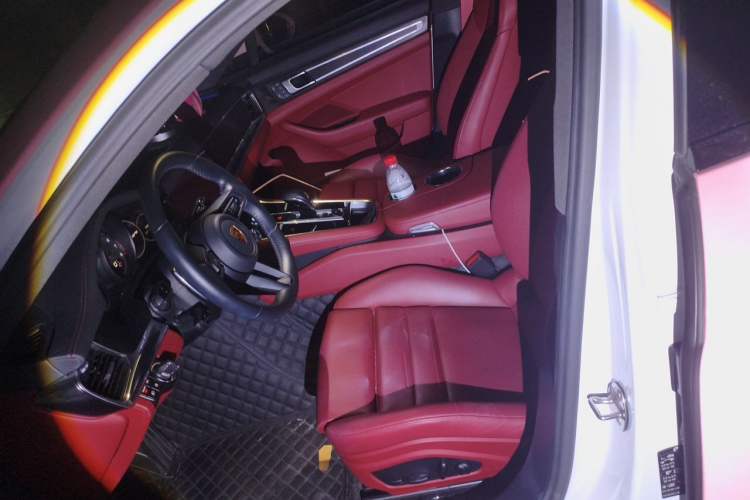 Used Porsche Panamera 2023 Panamera 2.9T Platinum Edition Left Front Seat