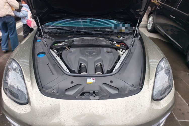 Used Porsche Panamera 2023 Panamera 4 E-Hybrid Sport Turismo 2.9T Engine Bay