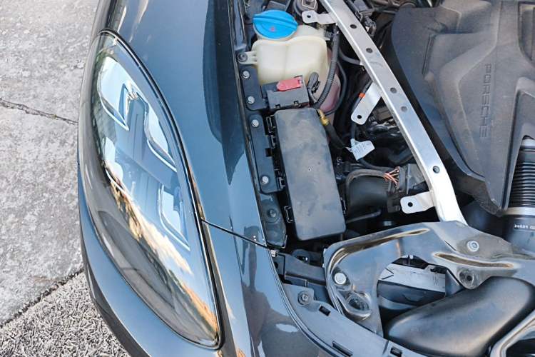 Used Porsche Panamera 2023 Panamera 2.9T Platinum Edition Engine Bay Right