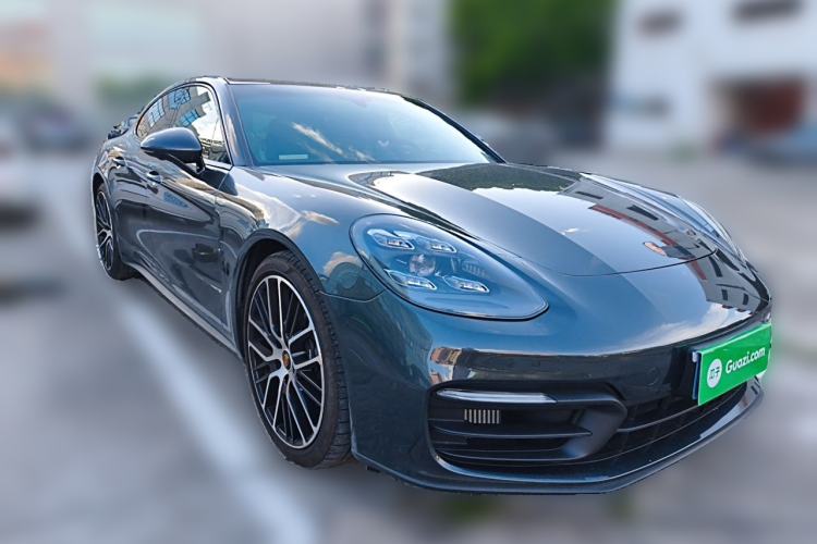Used Porsche Panamera 2023 Panamera 2.9T Platinum Edition Front Right 45 Deg