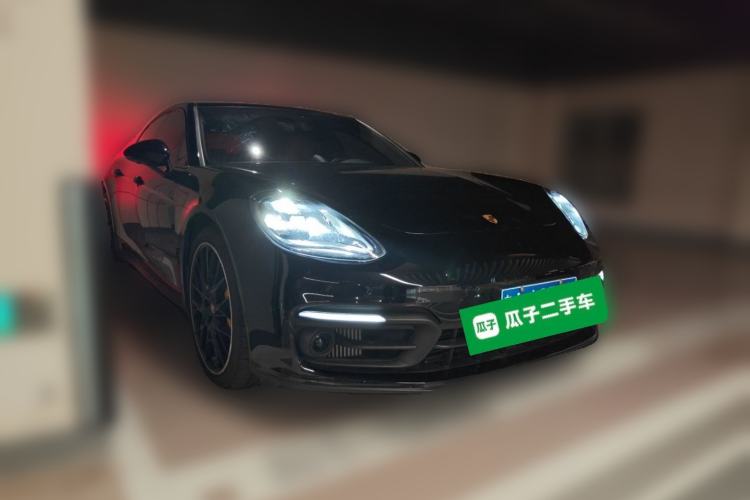 Used Porsche Panamera 2023 Facelifted Panamera 2.9T Platinum Edition Front Right 45 Deg