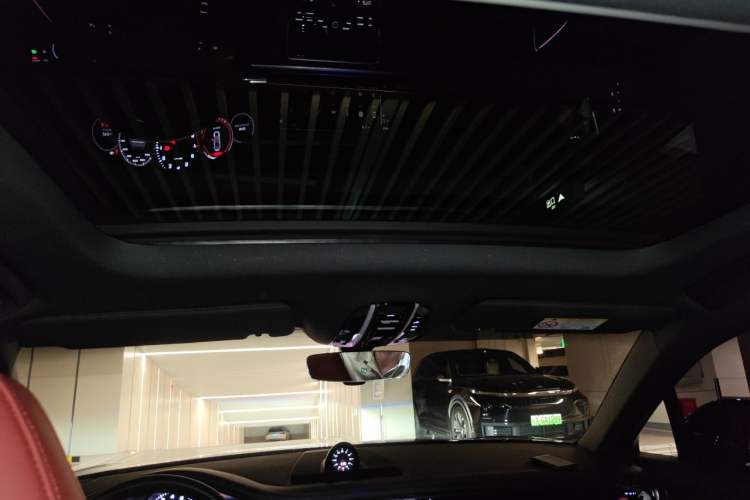 Used Porsche Panamera 2023 Facelifted Panamera 2.9T Platinum Edition Headliner