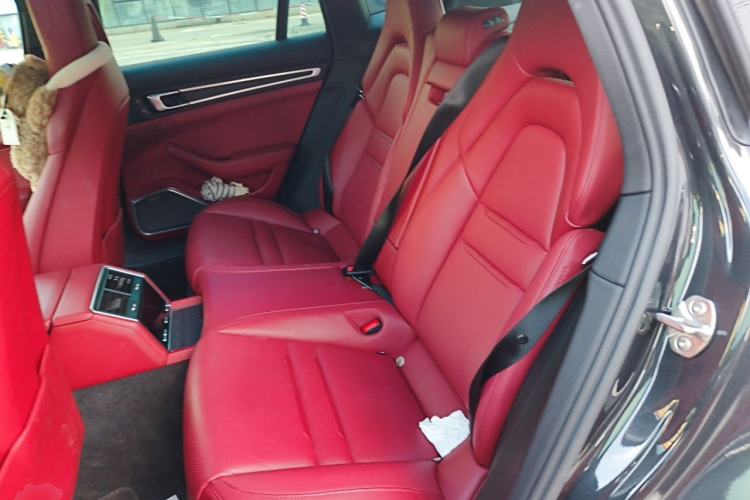 Used Porsche Panamera 2023 Panamera 2.9T Platinum Edition Left Rear Seat