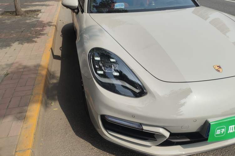 Used Porsche Panamera 2023 Panamera GTS 4.0T Right Front Headlight