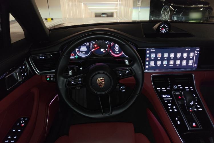 Used Porsche Panamera 2023 Facelifted Panamera 2.9T Platinum Edition Steering Wheel