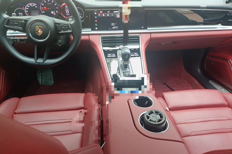 Used Porsche Panamera 2023 Panamera 2.9T Center Console
