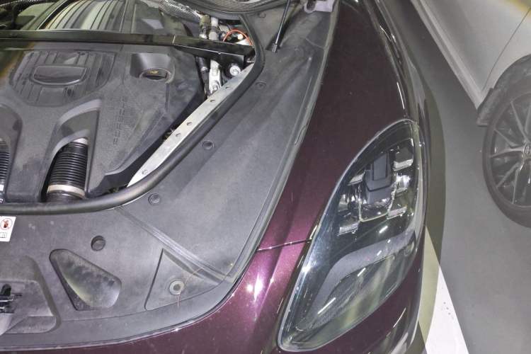 Used Porsche Panamera 2023 Panamera 2.9T Engine Bay Left