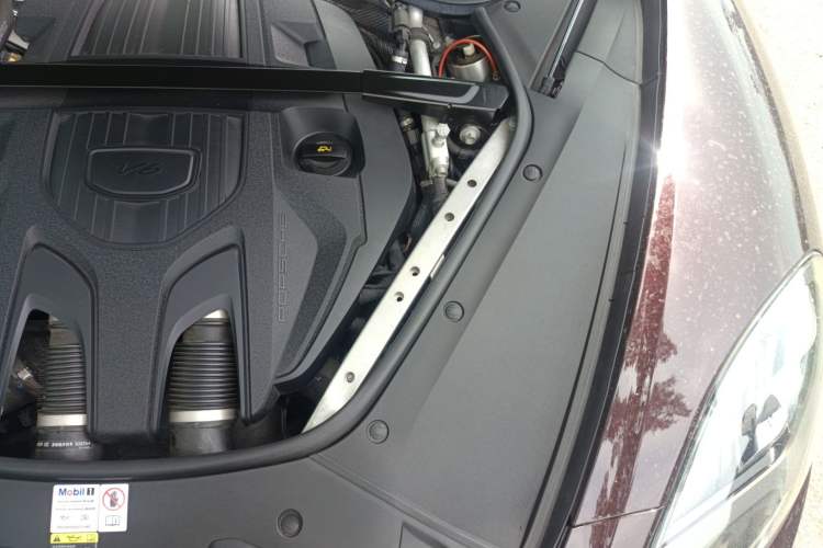 Used Porsche Panamera 2023 Facelifted Panamera 2.9T Platinum Edition Engine Bay Left