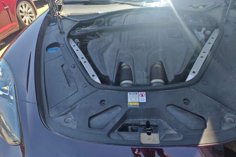 Used Porsche Panamera 2023 Panamera Executive Long Wheelbase 2.9T Engine Bay Right