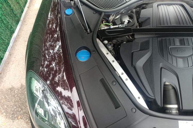 Used Porsche Panamera 2023 Facelifted Panamera 2.9T Platinum Edition Engine Bay Right