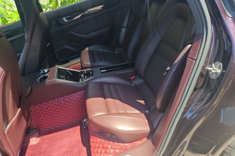 Used Porsche Panamera 2023 Panamera Executive Long Wheelbase 2.9T Left Rear Seat