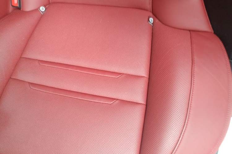 Used Porsche Panamera 2023 Panamera 2.9T Left Rear Seat