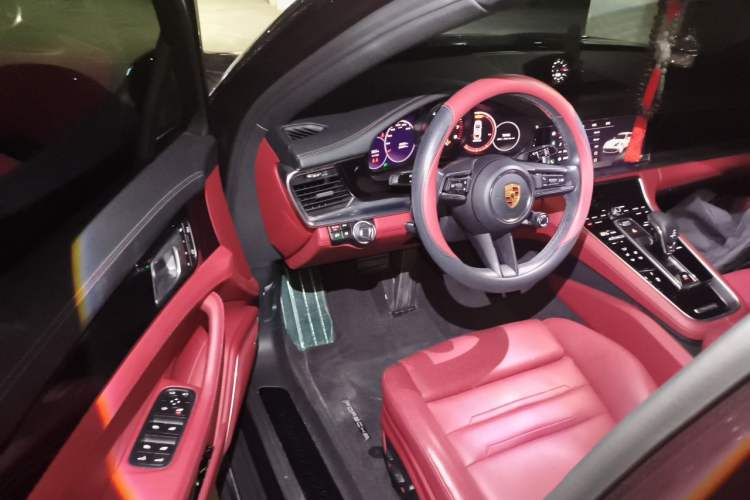 Used Porsche Panamera 2023 Restyled Panamera 4 Executive Extended Platinum Edition 2.9T Driver Seat
