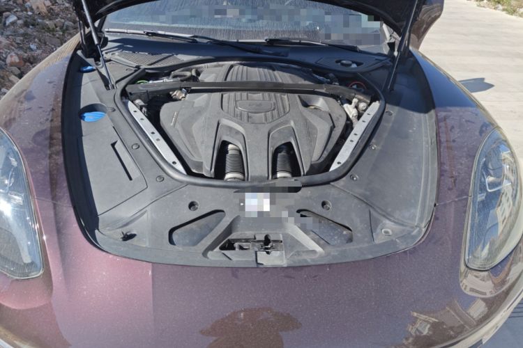 Used Porsche Panamera 2023 Panamera 2.9T Engine Bay