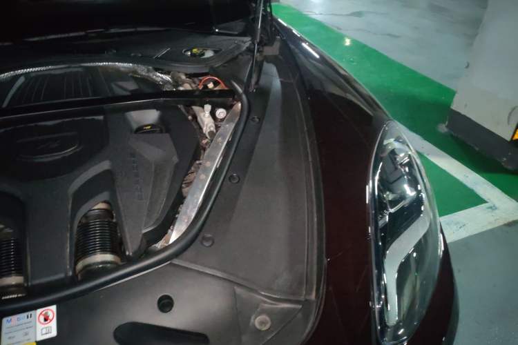 Used Porsche Panamera 2023 Panamera 2.9T Engine Bay Left