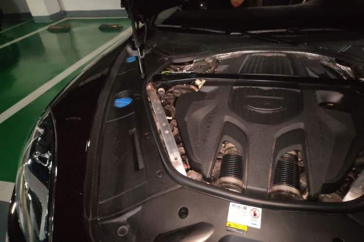 Used Porsche Panamera 2023 Panamera 2.9T Engine Bay Right