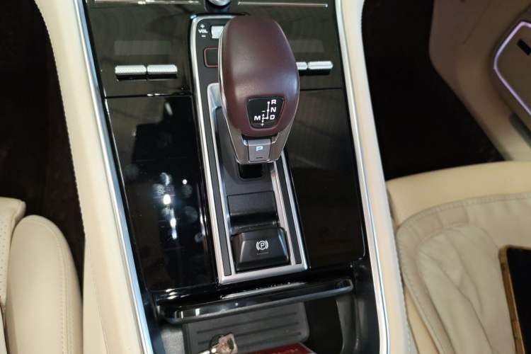 Used Porsche Panamera 2023 Panamera 2.9T Gear Lever