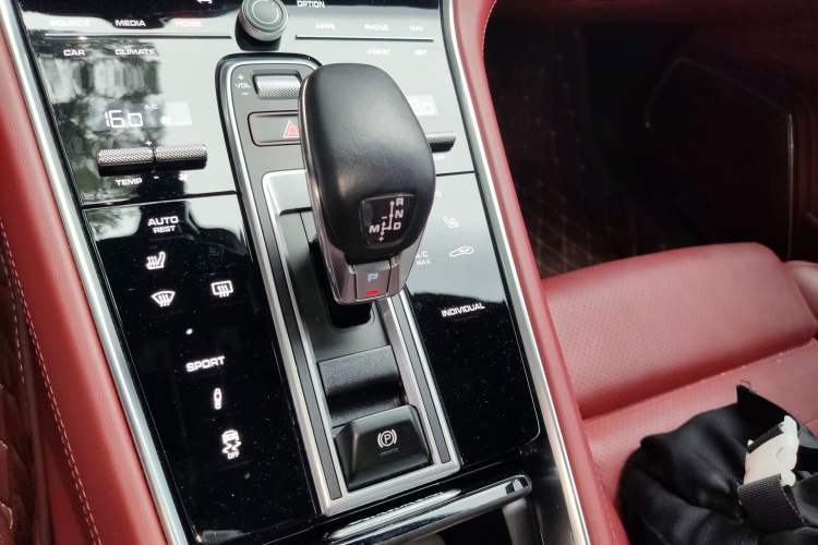 Used Porsche Panamera 2023 Panamera 2.9T Gear Lever