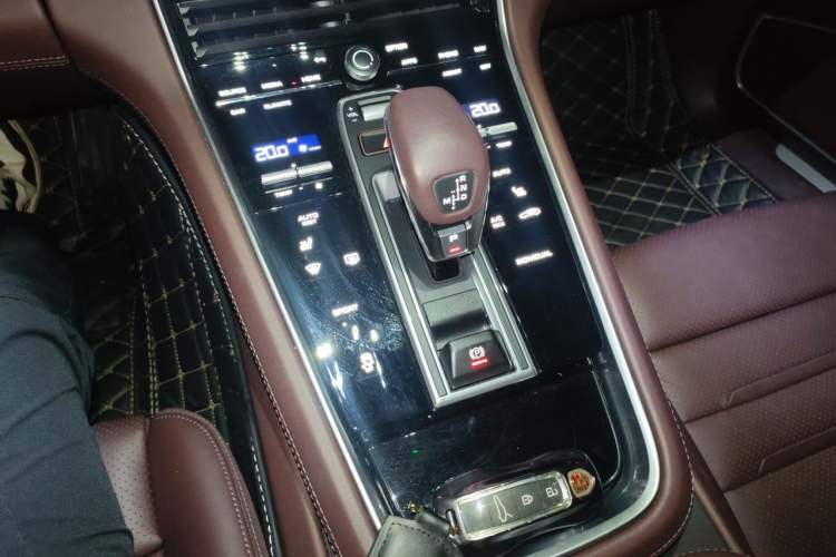 Used Porsche Panamera 2023 Panamera 2.9T Gear Lever