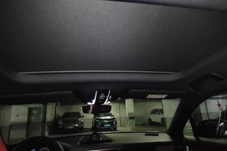 Used Porsche Panamera 2023 Restyled Panamera 4 Executive Extended Platinum Edition 2.9T Headliner