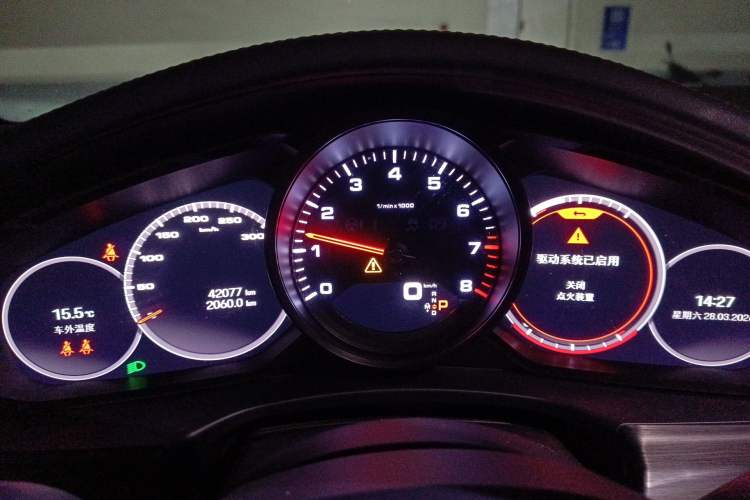 Used Porsche Panamera 2023 Restyled Panamera 4 Executive Extended Platinum Edition 2.9T Instrument Cluster