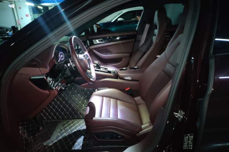 Used Porsche Panamera 2023 Panamera 2.9T Left Front Seat