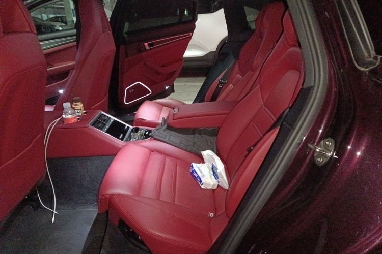 Used Porsche Panamera 2023 Restyled Panamera 4 Executive Extended Platinum Edition 2.9T Left Rear Seat