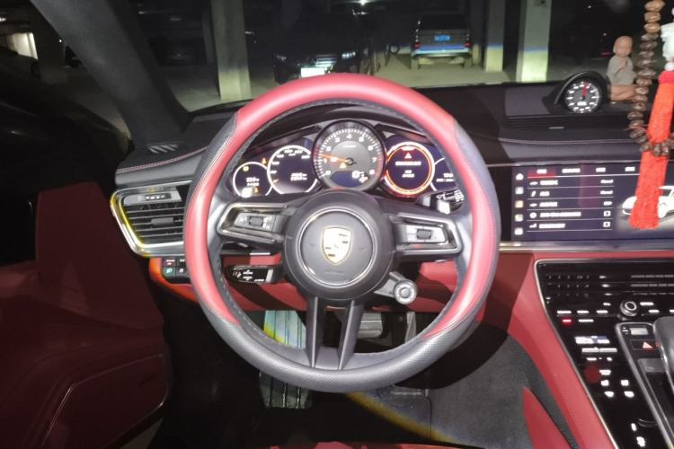 Used Porsche Panamera 2023 Restyled Panamera 4 Executive Extended Platinum Edition 2.9T Steering Wheel