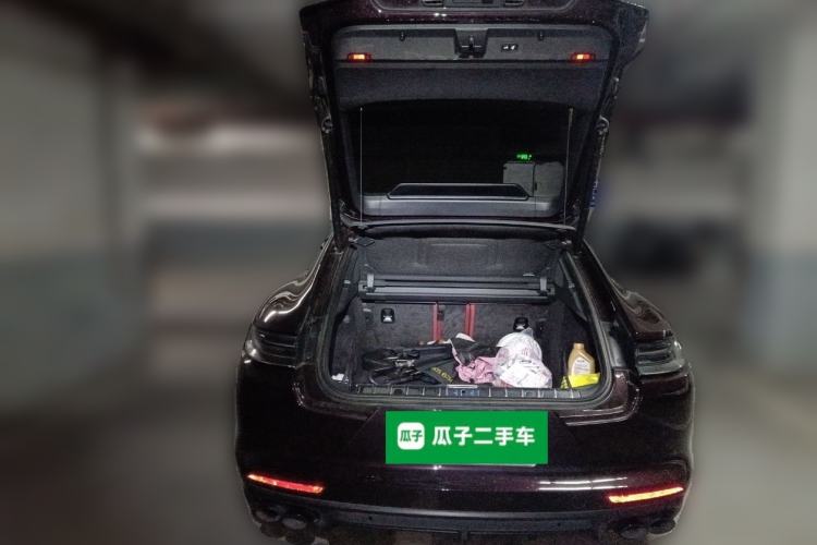 Used Porsche Panamera 2023 Restyled Panamera 4 Executive Extended Platinum Edition 2.9T Trunk