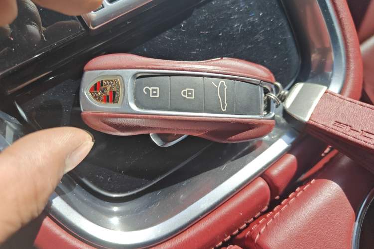 Used Porsche Panamera 2023 Panamera 2.9T Vehicle Key
