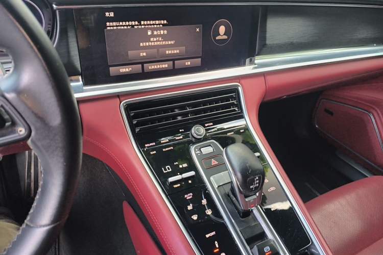 Used Porsche Panamera 2023 Facelifted Panamera 2.9T Platinum Edition Audio And AC Panel
