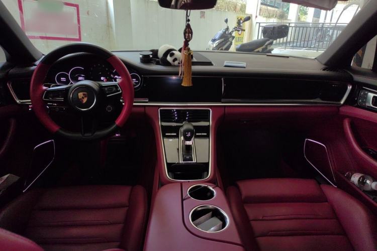 Used Porsche Panamera 2023 Panamera Executive Long Wheelbase 2.9T Center Console