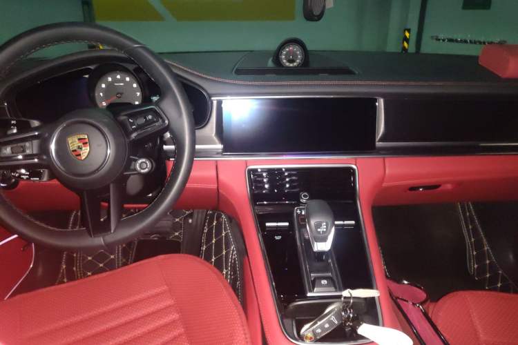 Used Porsche Panamera 2023 Panamera 2.9T Center Console