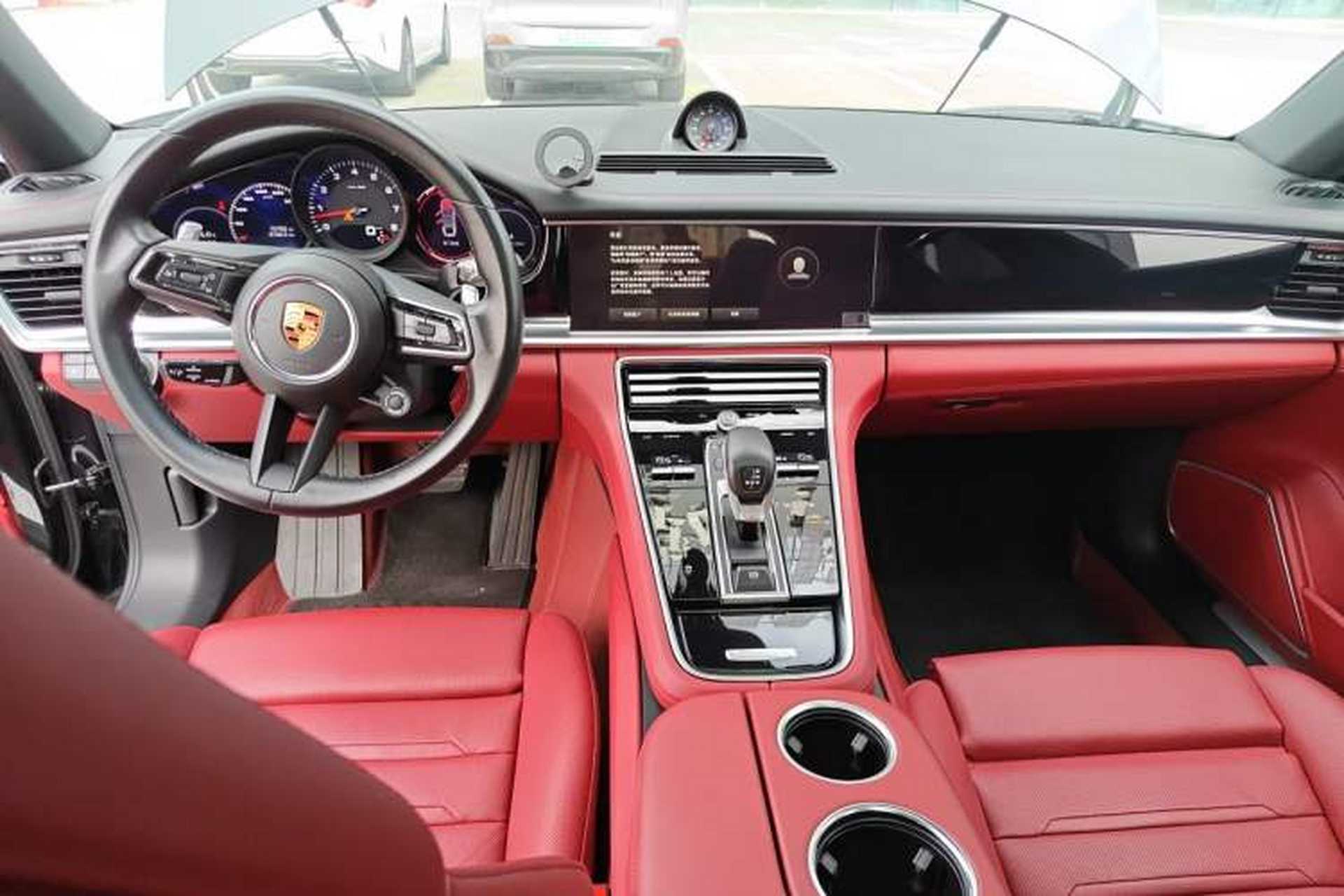 Used Porsche Panamera 2023 Panamera Executive Long Wheelbase 2.9T Center Console