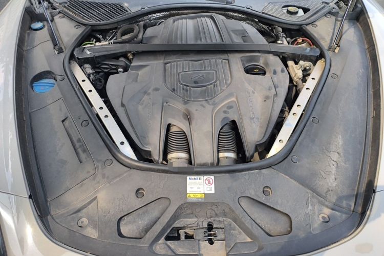 Used Porsche Panamera 2023 Facelifted Panamera 2.9T Platinum Edition Engine Bay