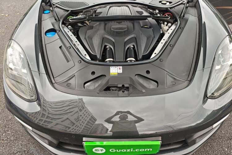 Used Porsche Panamera 2023 Panamera 4 E-Hybrid Executive Long Wheelbase 2.9T Engine Bay