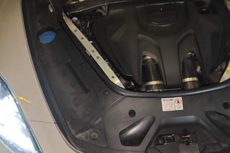 Used Porsche Panamera 2023 Facelifted Panamera 2.9T Platinum Edition Engine Bay Right
