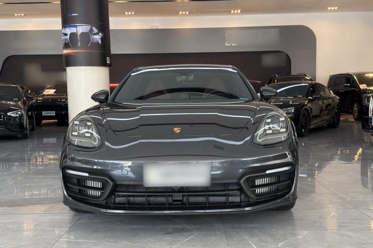 Used Porsche Panamera 2023 Facelifted Panamera 2.9T Platinum Edition Exterior 1