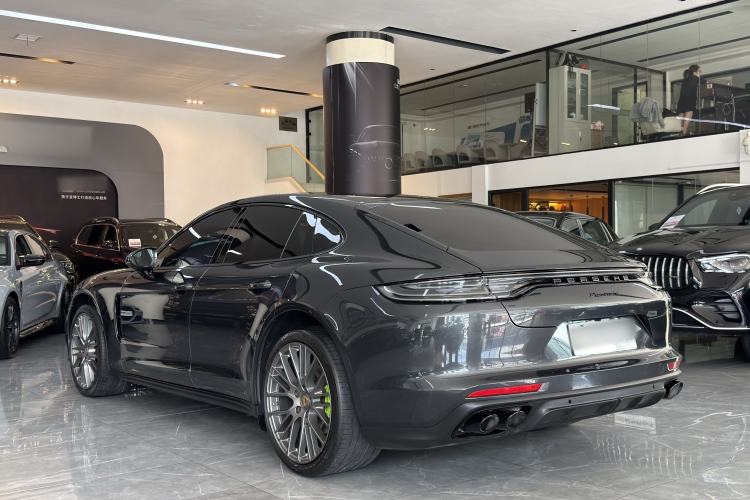 Used Porsche Panamera 2023 Facelifted Panamera 2.9T Platinum Edition Exterior 3