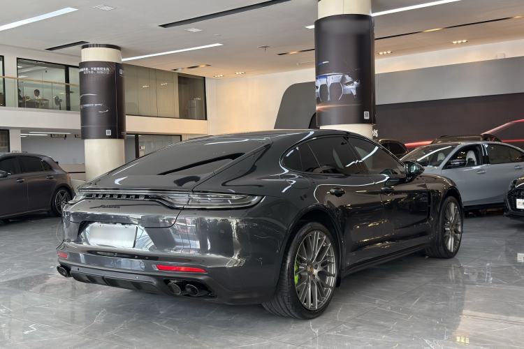 Used Porsche Panamera 2023 Facelifted Panamera 2.9T Platinum Edition Exterior 4