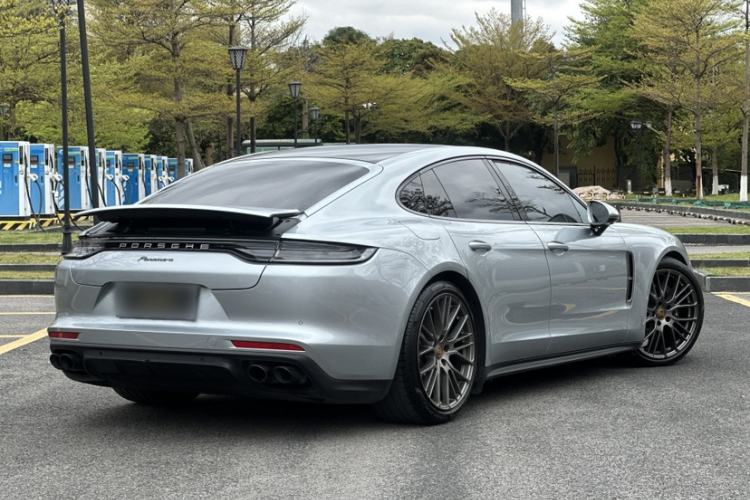Used Porsche Panamera 2023 Facelifted Panamera 2.9T Platinum Edition Exterior 4