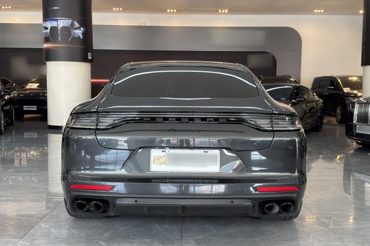 Used Porsche Panamera 2023 Facelifted Panamera 2.9T Platinum Edition Exterior 6