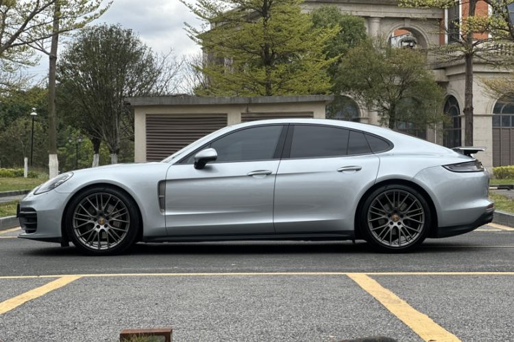Used Porsche Panamera 2023 Facelifted Panamera 2.9T Platinum Edition Exterior 6