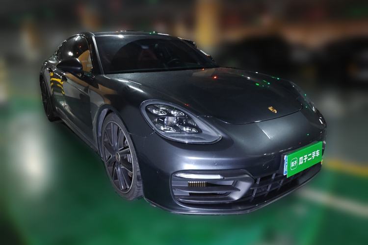 Used Porsche Panamera 2023 Facelifted Panamera 2.9T Platinum Edition Front Right 45 Deg