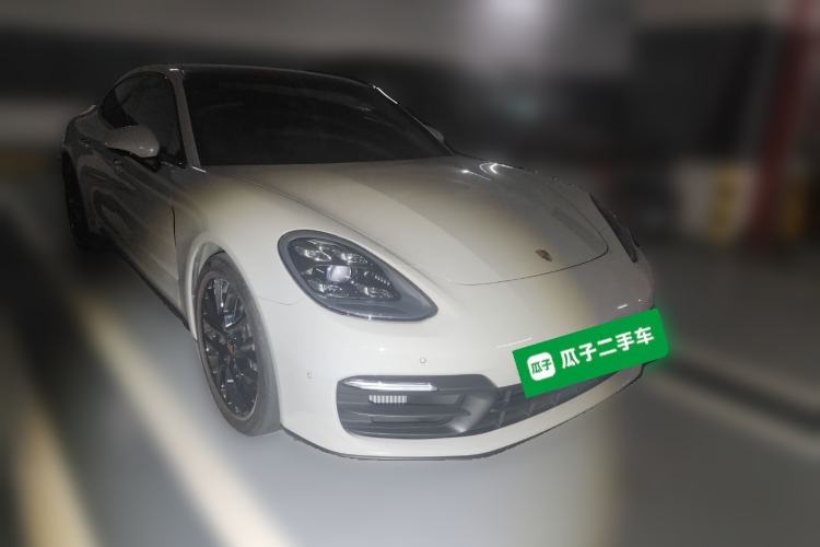 Used Porsche Panamera 2023 Facelifted Panamera 2.9T Platinum Edition Front Right 45 Deg