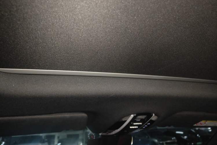 Used Porsche Panamera 2023 Facelifted Panamera 2.9T Platinum Edition Headliner